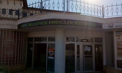 Sivas'ta Emekliler Kültürevi'nin Açılmasını İstiyor