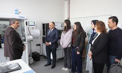 Liseliler Bilim ve Teknoloji Üniversitesi'ni Ziyaret Etti