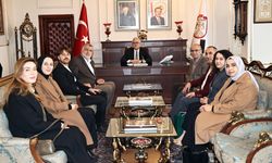 Vali Şimşek, Yeşilay Şube Başkanı Köksal’ı Makamında Kabul Etti