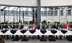 Sivas Valisi Yılmaz Şimşek ve Eşi Tıp Öğrenciler İle bir Araya Geldi