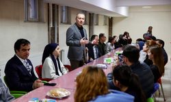Başkanı Uzun öğrencilerle iftarda buluştu