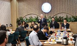 Vali Şimşek Sivaslı sporcular ile bir araya geldi