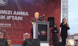 Destici: Davanın takipçisiyiz