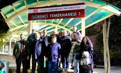 Sivas Rektörü Şengönül Öğrencileriyle İftarda Buluştu