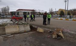 Sivas'ta Acı Olay Kaza Yapan Araçların Arasında Kalan Öğrenci Yaşamını Yitirdi