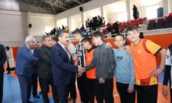 Gürün’de Geleneksel Çocuk Oyunları Şenliği düzenlendi