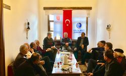 Beşir Ayvazoğlu Sivas’ta dostlarıyla buluştu