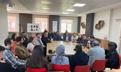 Rektör Şengönül Yabancı Diller'de! Projeler masadaydı