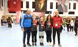 Sivaslı kızlar şampiyon! Kupa Sivas'a geldi!
