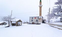 Nisan ayında karla mücadele devam ediyor