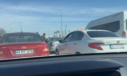 Trafik tartışması yumruklu ve tekmeli saldırıya dönüştü