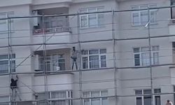 İskelede işçinin Sivas halay keyfi