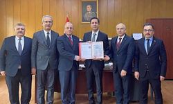 Şehadet Belgesi torununa teslim