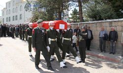 Kıbrıs Gazisi'ne Sivas'ta veda! Omuzlarda son yolculuk