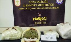 Sivas’ta durdurulan araçtan 5 kilo yasaklı madde: 2 kişi tutuklandı
