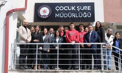 Öğrenciler polisler için söyledi