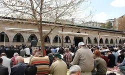 Sivas'ta Cuma Namazı Kaçta Kılınacak? 18 Nisan 2025 Namaz Vakitleri