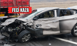 Feci Kaza İki Otomobil Kafa Kafaya Çarpıştı