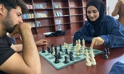 Üniversitelilerde final öncesi şenlik
