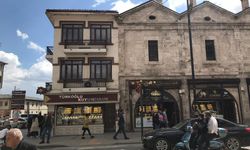 Taşhan’ın yanındaki bu ek tarihi mi değil mi?
