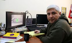 Sivaslı akademisyen: Provokasyona dikkat! O görüntüler sahte olabilir!