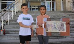 Parayı sahibine teslim etti