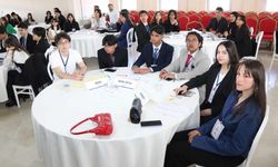 Sivas’ta Gençler BM Kürsüsüne Çıktı