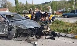 Sivas'ta Feci Kaza! Otomobil Hurdaya Döndü!