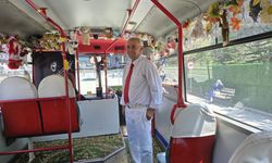 Bu otobüs sanki oyuncak galerisi