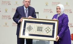 Sivas’tan Cumhurbaşkanı’na Anlamlı Hediye: “Fetih” Tılsımlı Gömleği