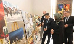 Genç Ressamlardan Yürekleri Isıtan Mezuniyet Sergisi