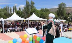 Kur'an bülbüllerinden yıl sonu şenliği