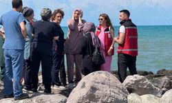 Denize giren baba oğuldan acı haber: Küçük çocuk kayıp