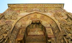 Evliya Çelebi'nin Övgüyle Andığı Divriği Ulucami, Sivas'ın Gururu Olmaya Devam Ediyor