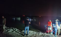 Balık Tutmak İçin Girdiği Nehirde Akıntıya Kapıldı !