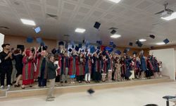 Suşehri’nde Duygusal Mezuniyet! O Anlar Hafızalara Kazındı