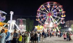 Sivas’ta lunaparka büyük ilgi: En ucuz bilet 60 TL