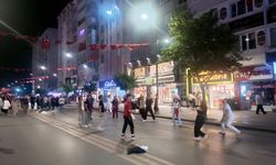Sivas'ta O Sokaktaki Voleybol Eğlencesi Yüzleri Güldürdü!