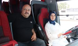 Aynı Otobüste Direksiyon Sallayan Bir Aşk Hikayesi
