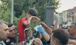 Bahçe demiri koluna saplandı!
