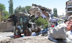 Sivas'ta çöp evlere göz yumulmuyor