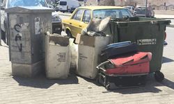 Çöp Konteyneri Yanı Değil Adeta Döküm Alanı