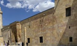 Divriği Ulu Cami’ne Ziyaretçi Akını