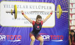 Sivas 4 Eylül Spor Salonu’nda Şampiyona Coşkusu Başladı
