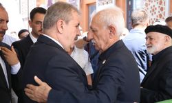 BBP Sivas İl Başkanının Eşi Gözyaşlarıyla Defnedildi