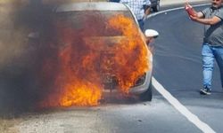 Yolda Seyir Halindeki Araç Bir Anda Alev Aldı