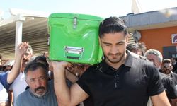 Taha Akgül dedesini yolcu etti