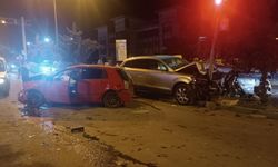 4 araç birbirine girdi: 7 yaralı!..