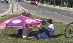 Sıcak yaz günlerinde okul harçlığı için mücadele