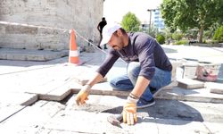 Kale Camii Çevresi Yenileniyor: Sivas’ta Çalışmalar Sürüyor
